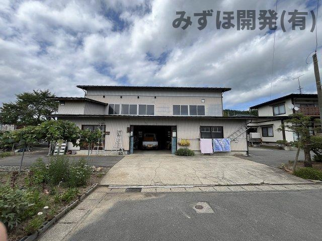 村山市大字河島甲91-18の駐車場|小屋