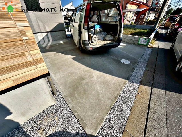 西区三橋22期　新築戸建　グレイス01の駐車場