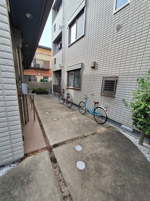 ルーチェ綾瀬Ａのその他共用部分|★自転車置き場★