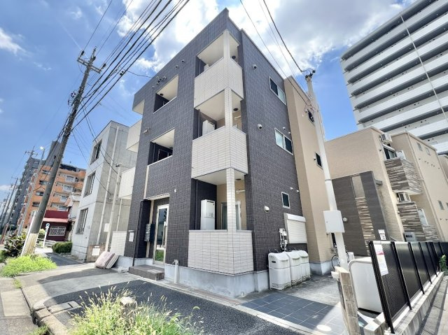 GLADO金山の外観