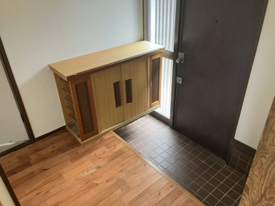 【玄関】 | 城上町字牟田 戸建