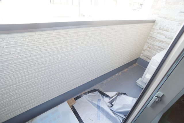 フジパレス宝塚小林Ⅰ番館Ⅱ番館のバルコニー