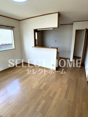 【居間・リビング】 | ベルサーチ真伝 | こちらのリビングで趣味の時間をお楽しみください