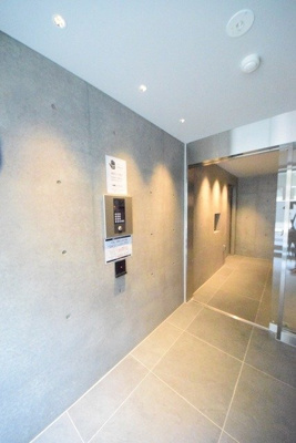 【ロビー】 | SYFORME MONZENｰNAKACHO | 毎日通るロビーはこのようになっています