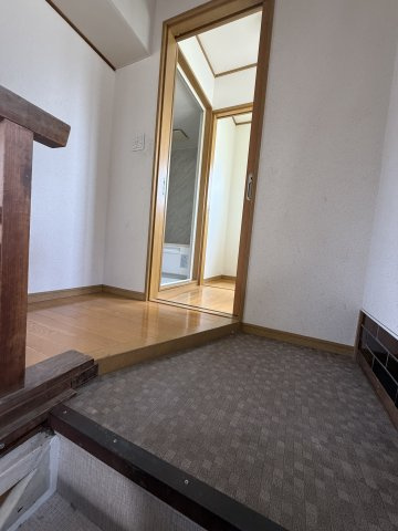 戸建　高山市新宮町　580万の玄関