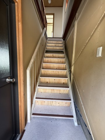 戸建　高山市新宮町　580万の玄関