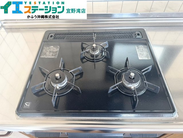 ラフィーネヌーベル真志喜のキッチン