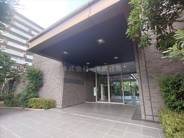 【エントランス】 | シーズンスイート志木の杜 | 落ち着いたエントランスです