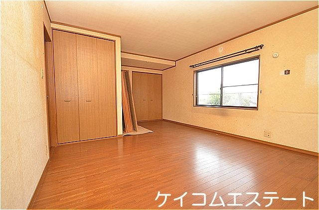 長屋　八幡西区金剛三丁目の洋室|現地撮影