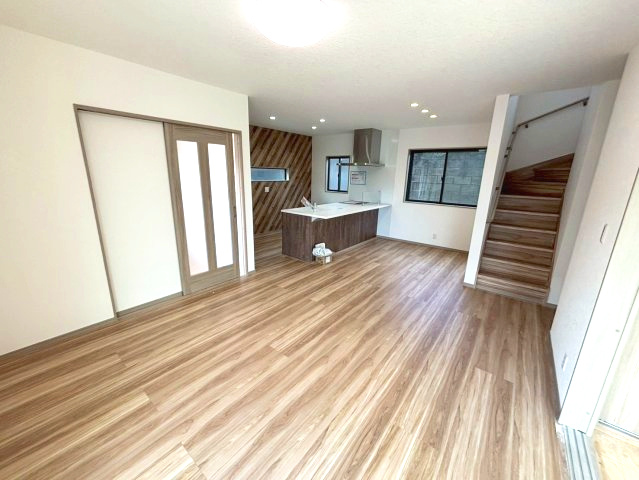 下伊敷3丁目　新築戸建ての居間・リビング