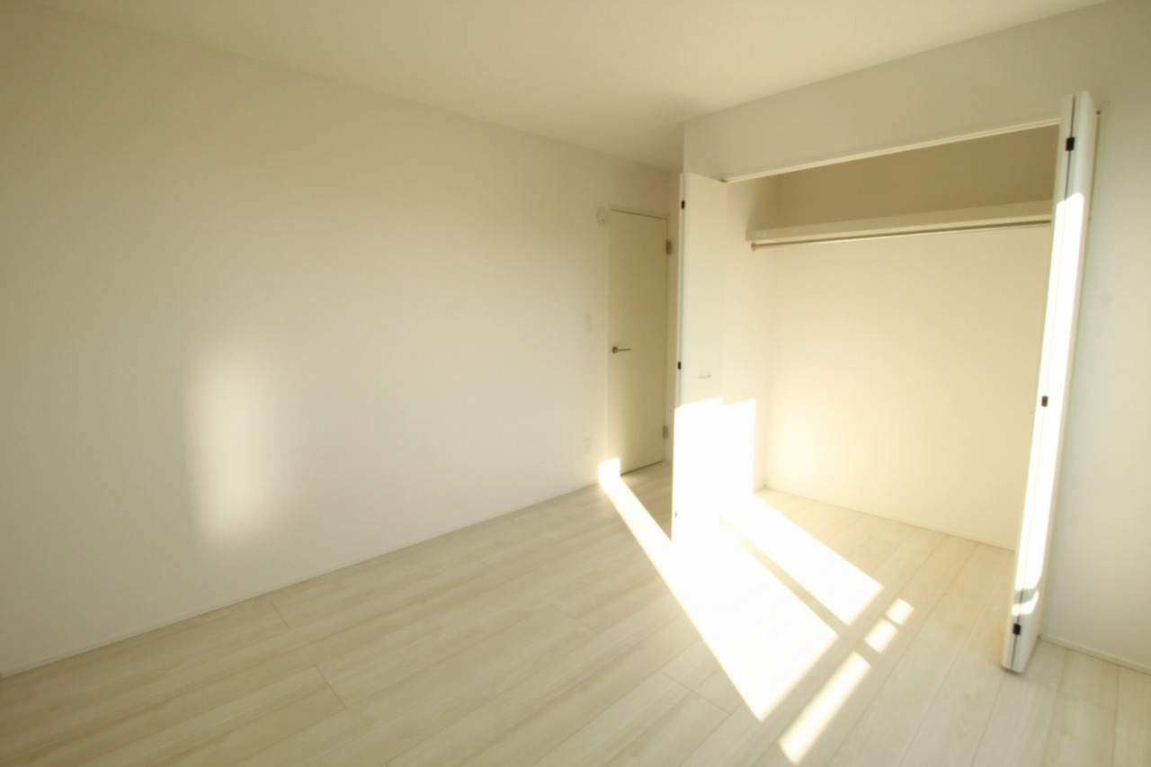 香南市野市町西野　新築戸建　1棟　【内覧可能】の洋室|2Ｆ　南西の部屋　6.62帖