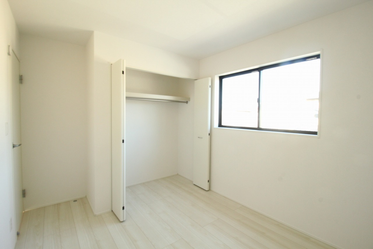 香南市野市町西野　新築戸建　1棟　【内覧可能】の収納|2Ｆ　北の部屋　5.25帖