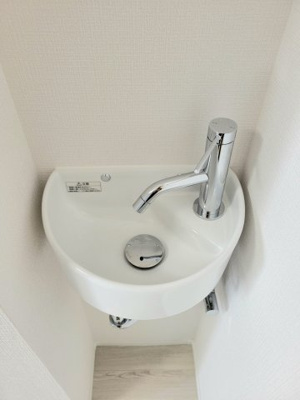 【洗面所】 | ロッソ・カンパーナ | ゆったりとスペースのある洗面所