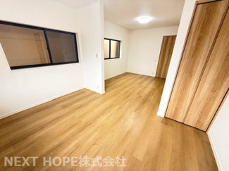 【洋室】 | 尼崎市食満５丁目中古戸建 | ３階洋室12帖です♪令和７年６月室内リフォーム済み！お待たせ無しで即ご入居していただけます！！