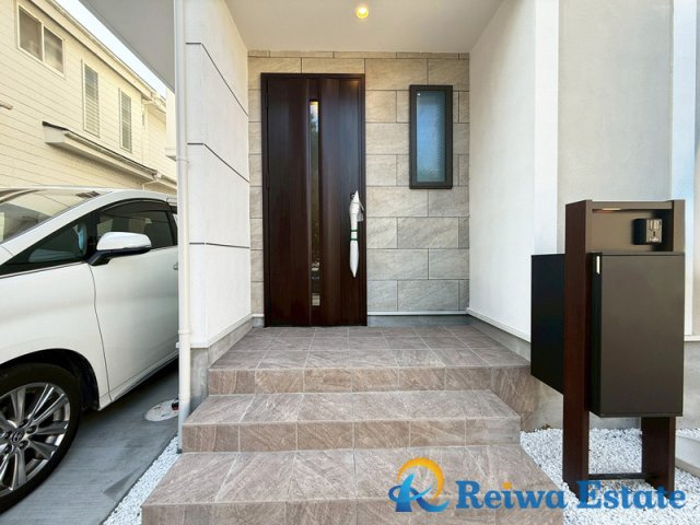 新築戸建　高座郡寒川町一之宮3丁目の玄関