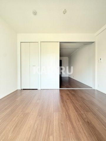 リアライズ今里南の寝室