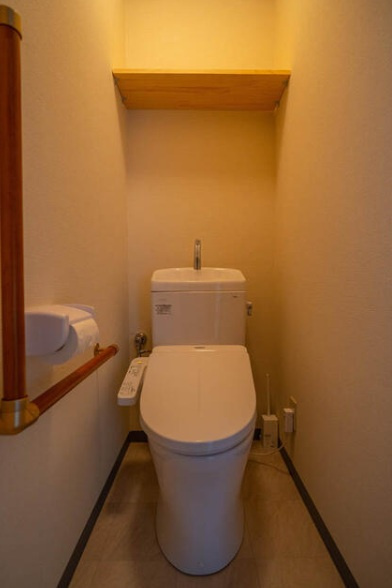 粟田口鳥居町 中古戸建のトイレ