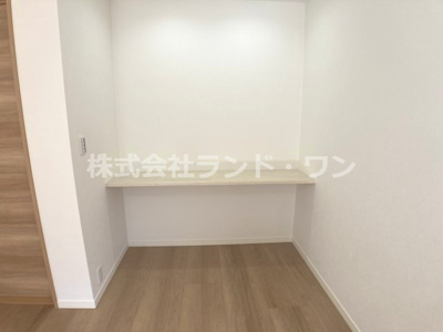【その他】 | 所沢市若狭3丁目 | 約11.5帖の洋室にあるスタディカウンター