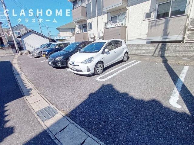 レセンテM　　　刈谷市の賃貸はクラスホーム刈谷店の駐車場