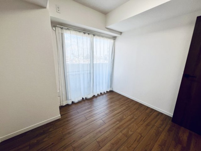 【洋室】 | ライオンズステーションプラザ大島 | 洋室②　5.0帖