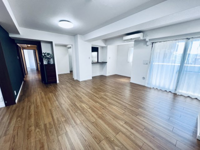 【居間・リビング】 | ライオンズステーションプラザ大島 | 15.8帖のLDK