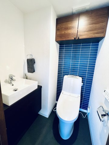 ライオンズステーションプラザ大島のトイレ|温水洗浄便座付き
手洗い場もあります