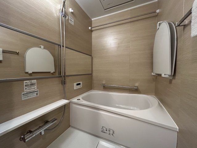 【浴室】フローレンス海田月見町 
