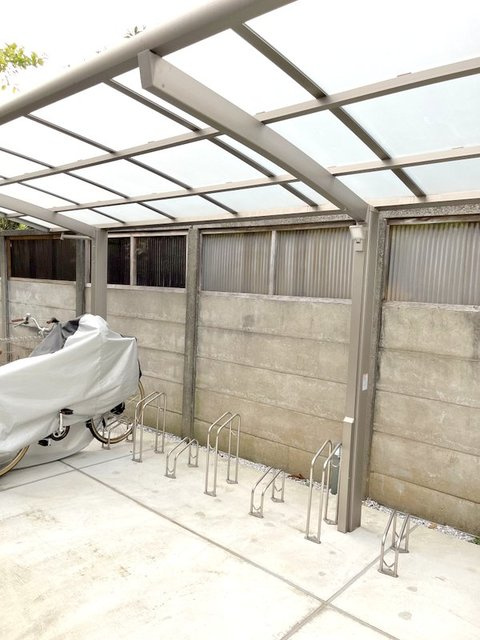 Ｓａｆｒａｎ　Ｍｅｊｉｒｏのその他共用部分|★屋根付き駐輪場★