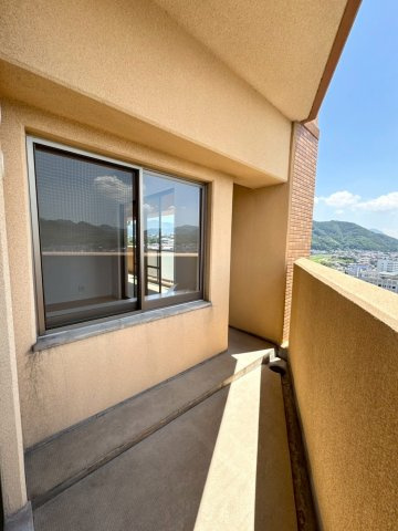 ーリヴィエールソフィア徳力ー4LDKー【小倉南区　中古マンション】のバルコニー|陽当たり自慢のプライベート空間なバルコニー♪　【小倉南区　中古マンション】