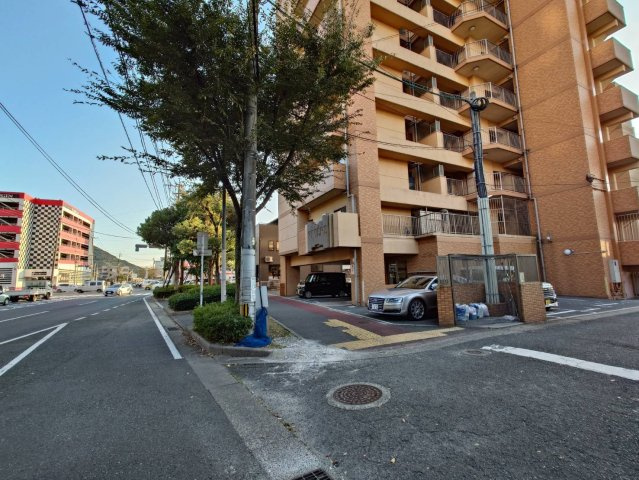 ーリヴィエールソフィア徳力ー4LDKー【小倉南区　中古マンション】の外観|モノレール沿線なのでとても便利です♪　【小倉南区　中古マンション】