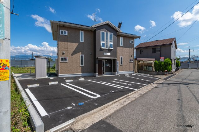 ラ・プティット・シャトウの駐車場|駐車場