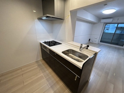 【キッチン】 | カーサビエント | コンパクトなキッチンで掃除もラクラク