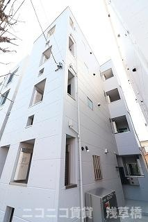 グランクオール西綾瀬2丁目