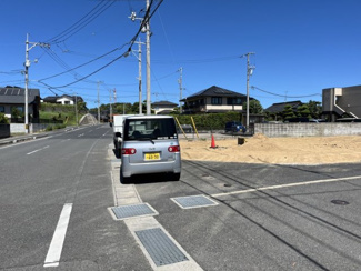 【前面道路含む現地写真】