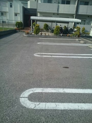 【駐車場】 | クレメント岡山 | カースペースがあります