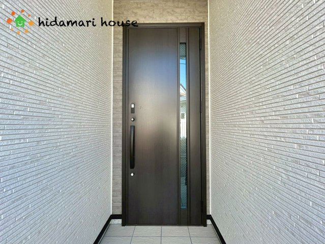 西区三橋第1期　新築戸建　リナージュ01の玄関