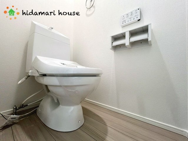 西区三橋第1期　新築戸建　リナージュ01のトイレ