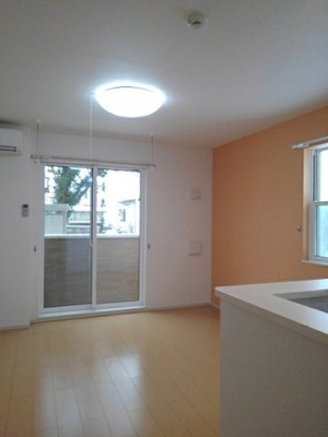 【居間・リビング】 | ホーリーアネックスⅡ