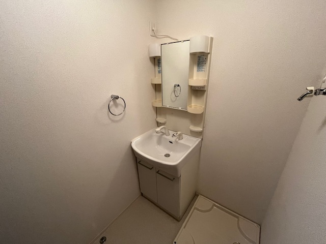 メゾン・ド・ソレイユの独立洗面台