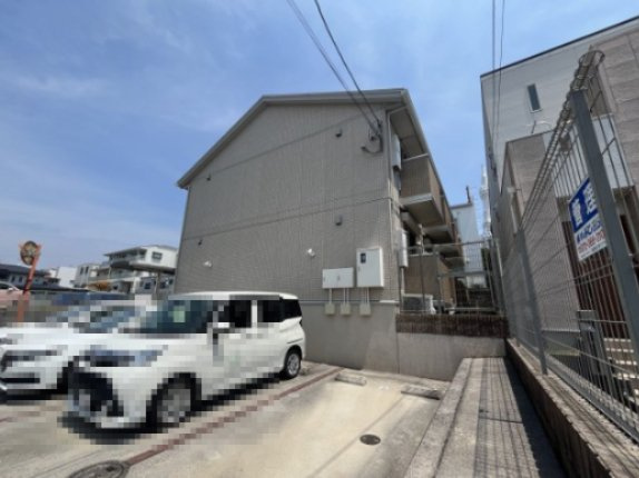 メゾン・ド・ソレイユの駐車場