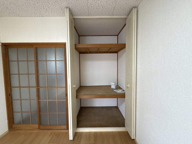 シングルハイツ若宮の収納