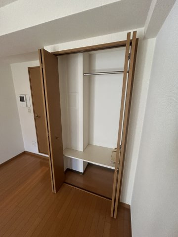 プレサンス新神戸の収納