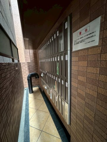 プレサンス新神戸のロビー