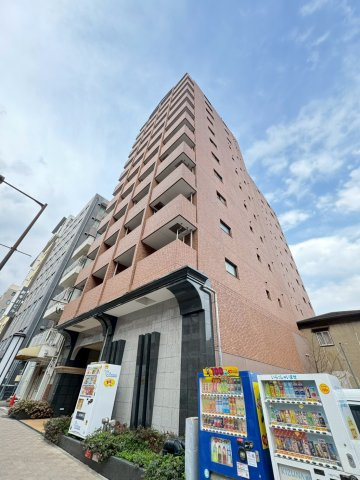 プレサンス新神戸の外観