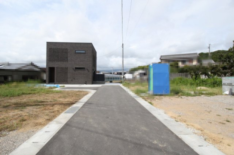 香南市野市町大谷　新築戸建　B号地の前面道路含む現地写真