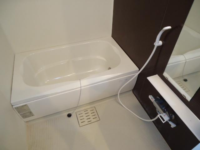 アンプルールの浴室|バス（イメージ）