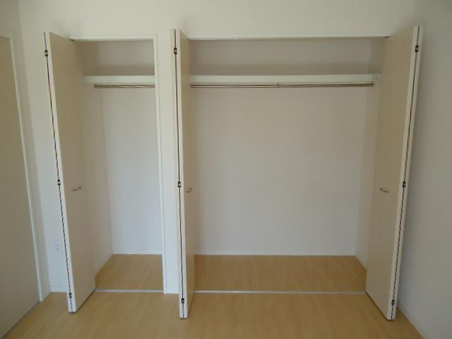 アンプルールの収納|クローゼット（イメージ）