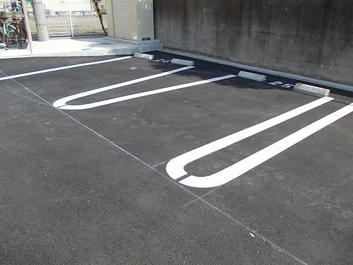 リバーサイドヴィレッジの駐車場