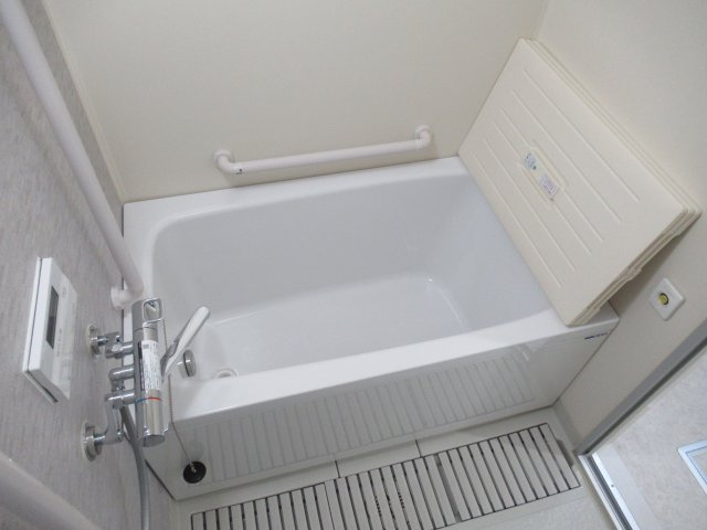 HAT神戸・脇の浜１ＬＤＫ（高層棟）の浴室|きれいなお風呂です