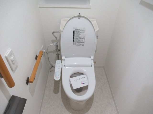 HAT神戸・脇の浜１ＬＤＫ（高層棟）のトイレ|コンパクトで使いやすいトイレです